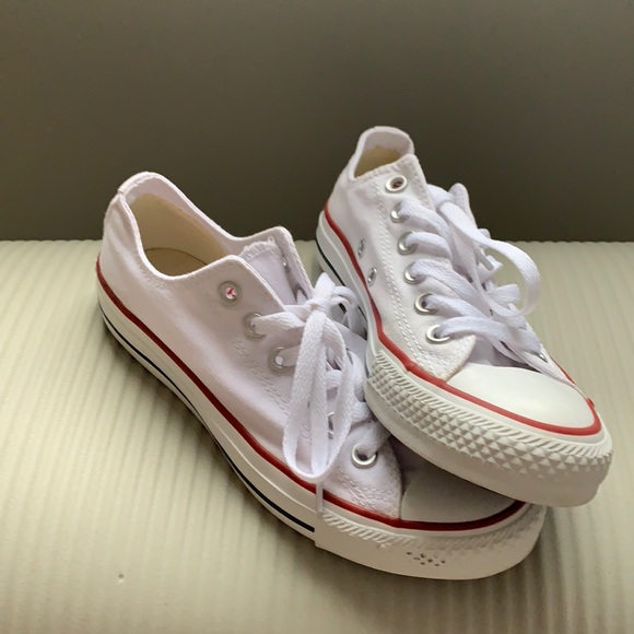 Converse Shoes - Covers shoes 👟